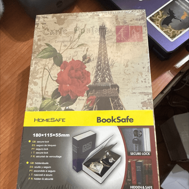 Book safes medium