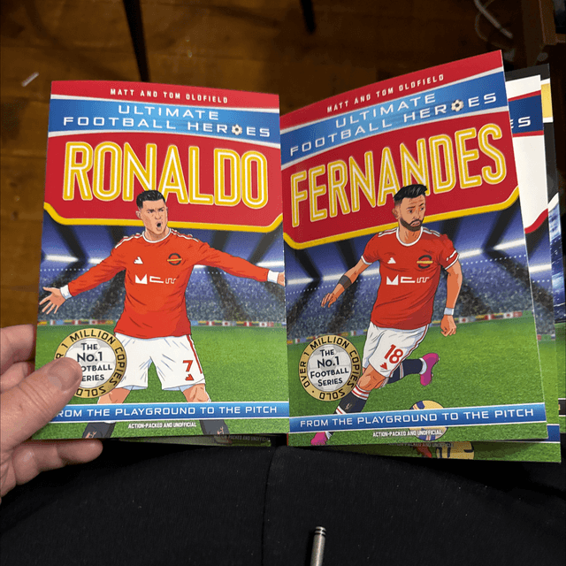 Football books random player
