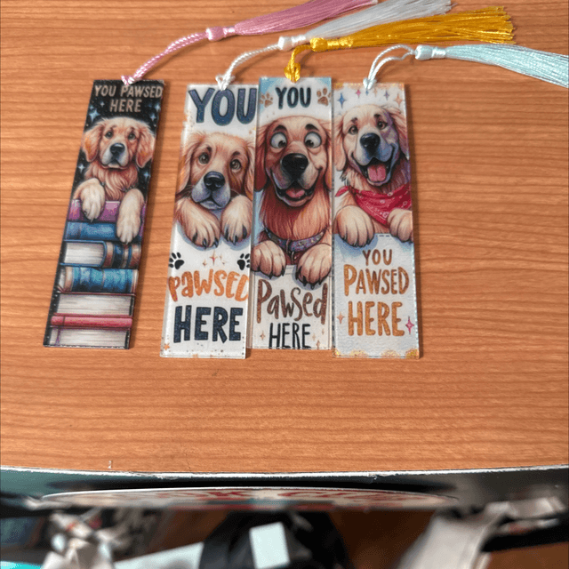 Dog plastic bookmark 